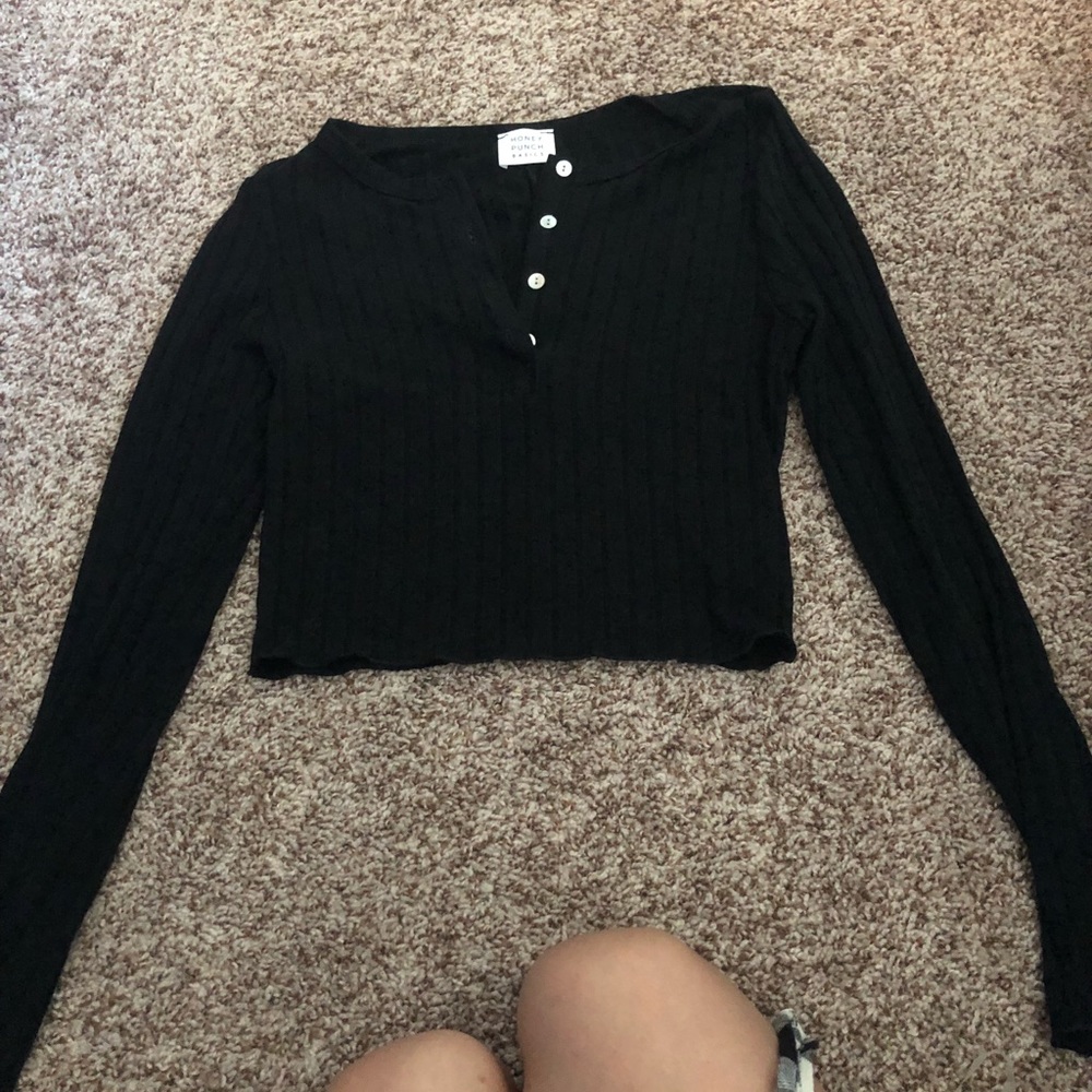 Black crop top